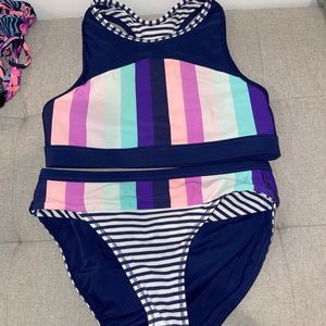 Reversible Bikini Top and Bottoms! 💜